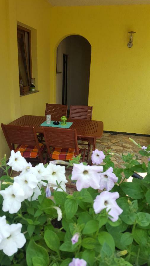 Apartments Ljubic Tar-Vabriga Bagian luar foto