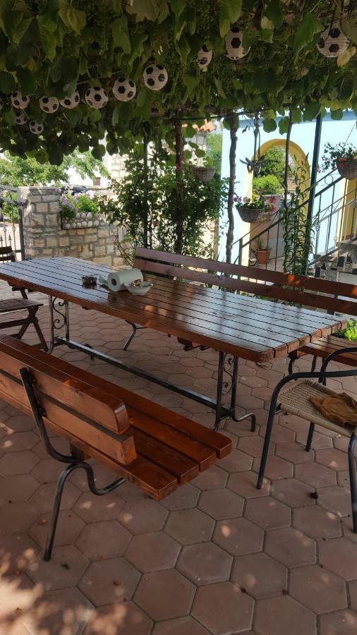 Apartments Ljubic Tar-Vabriga Bagian luar foto